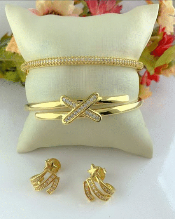 Conjunto Dourado